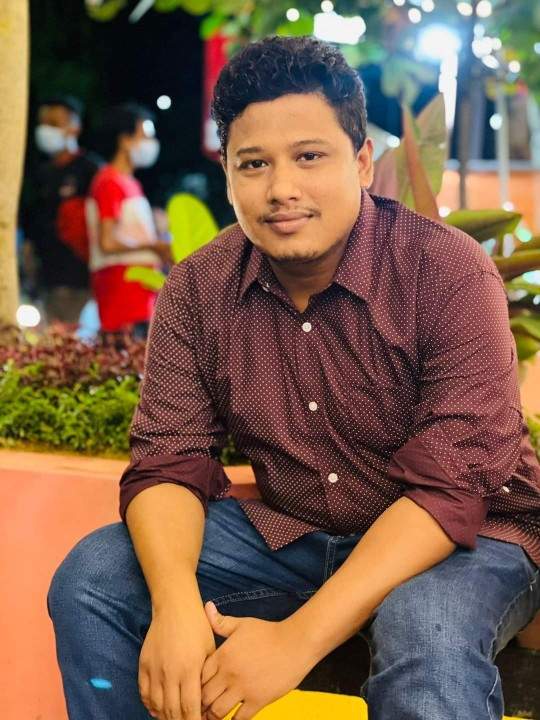 TONMOY MUHURY