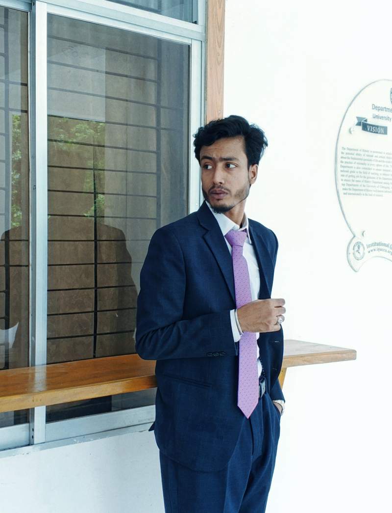 Rabbiul Hassan Avro