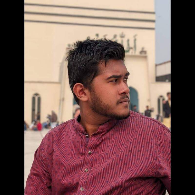 Mumit Khan