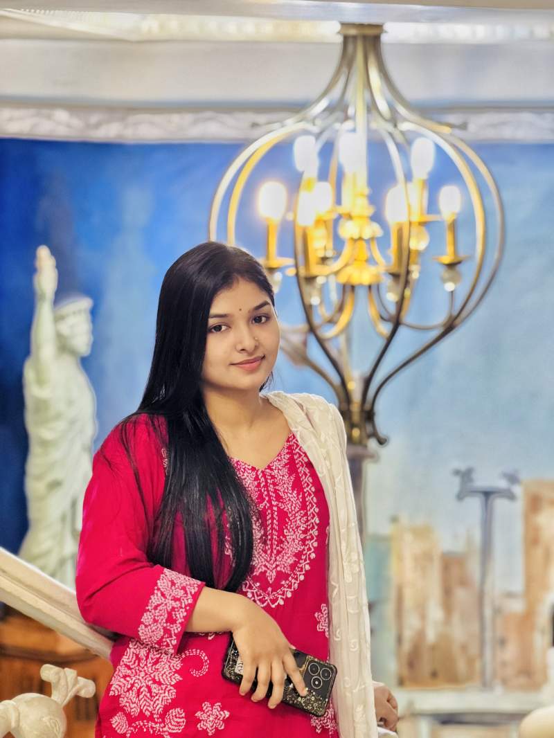 Triporna Dhar