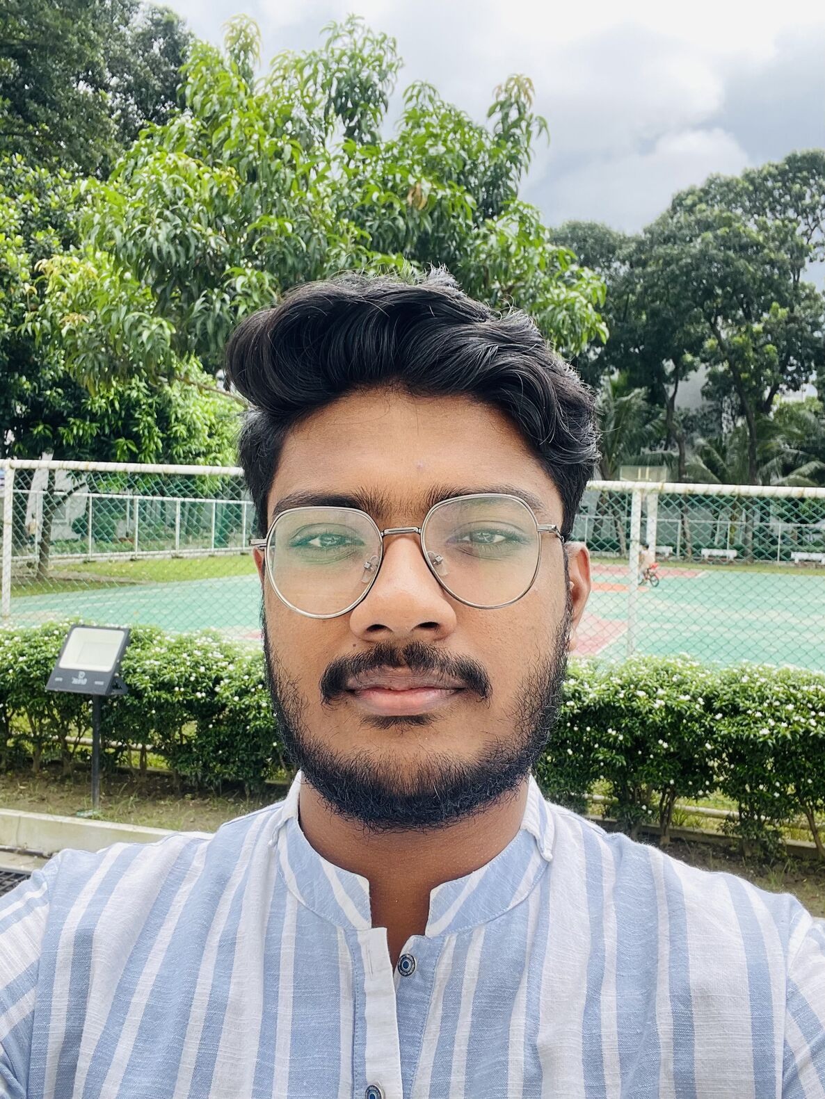 Naim Mahmud Peyas